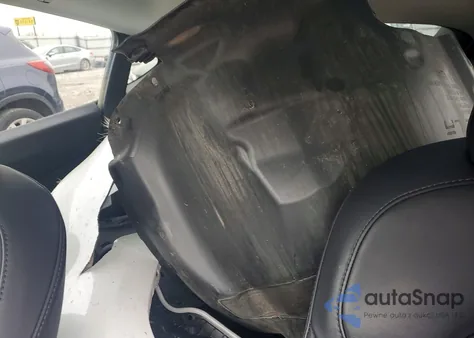 2021 Tesla Model Y z USA, uszkodzony, nr VIN 5YJYGDEE2MF188019